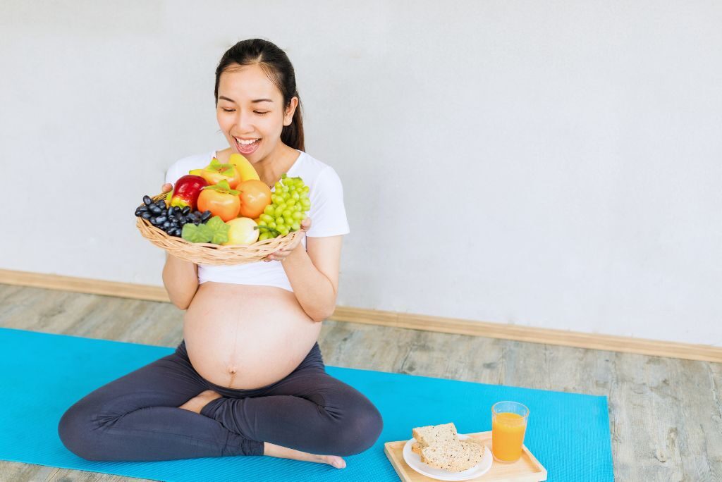 Balancing Your Diet During Pregnancy: A Guide to Nutritional Well-being