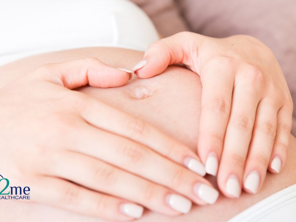 5 weeks pregnant woman